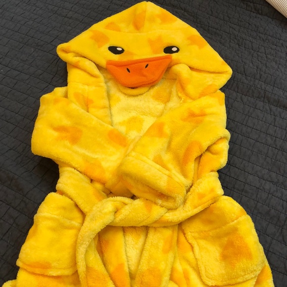 Robes - Picture 3 of 4